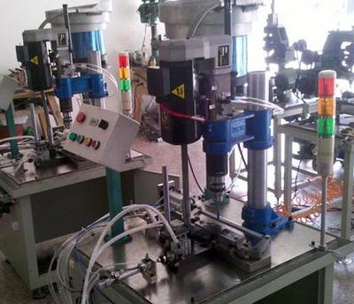 全自動鉆孔機 樂清南田自動化設備引領高效精準制造